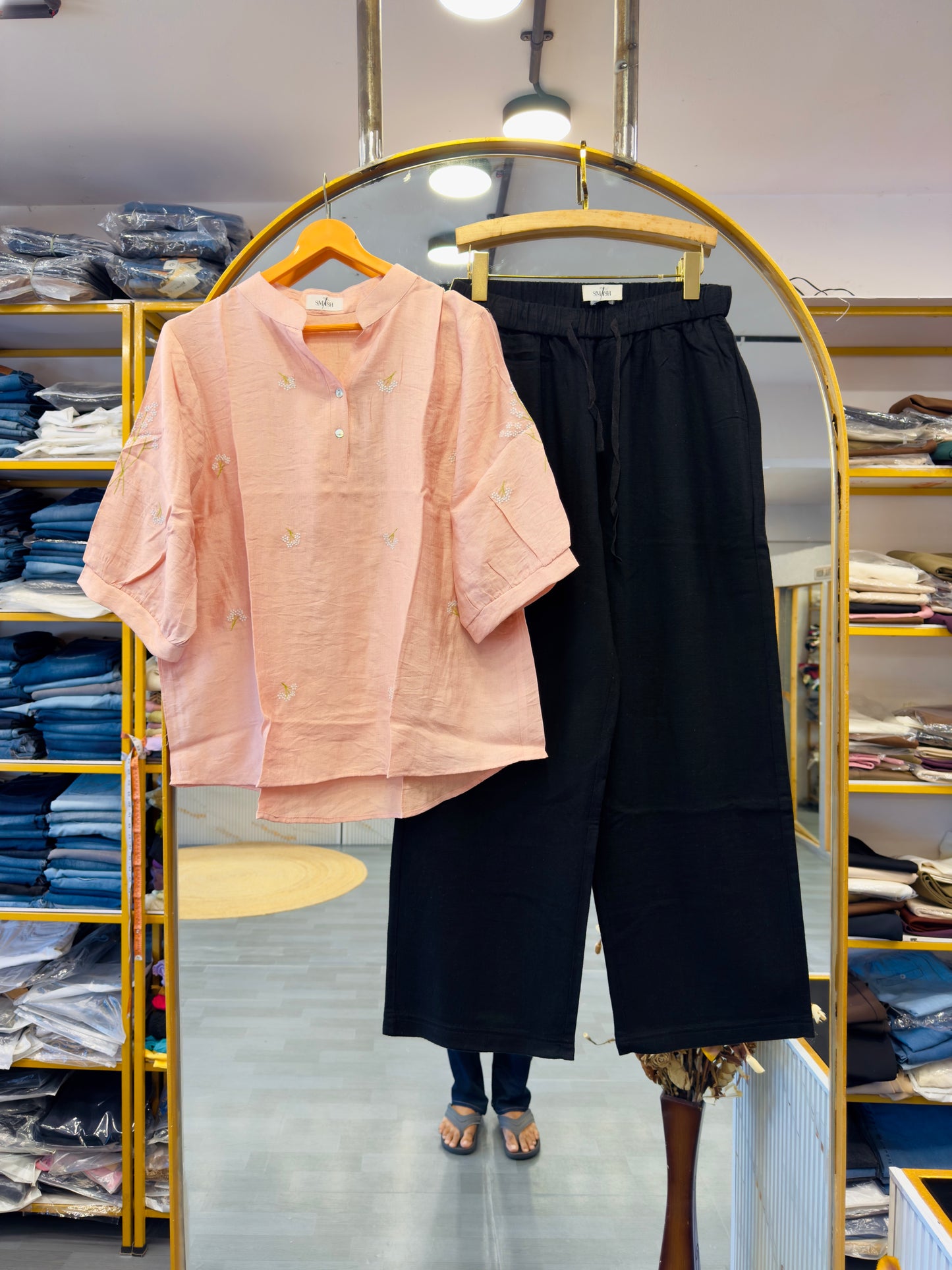 PINK EMBROIDERY TOP WITH LINEN COMFORTABLE PANT SET